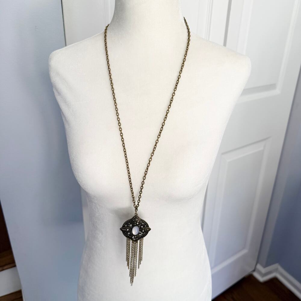 Victorian Style Pendant Fringe Antique Gold Tone Chain Necklace